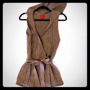 Mossimo taupe sleeveless hoodie sweater. Medium